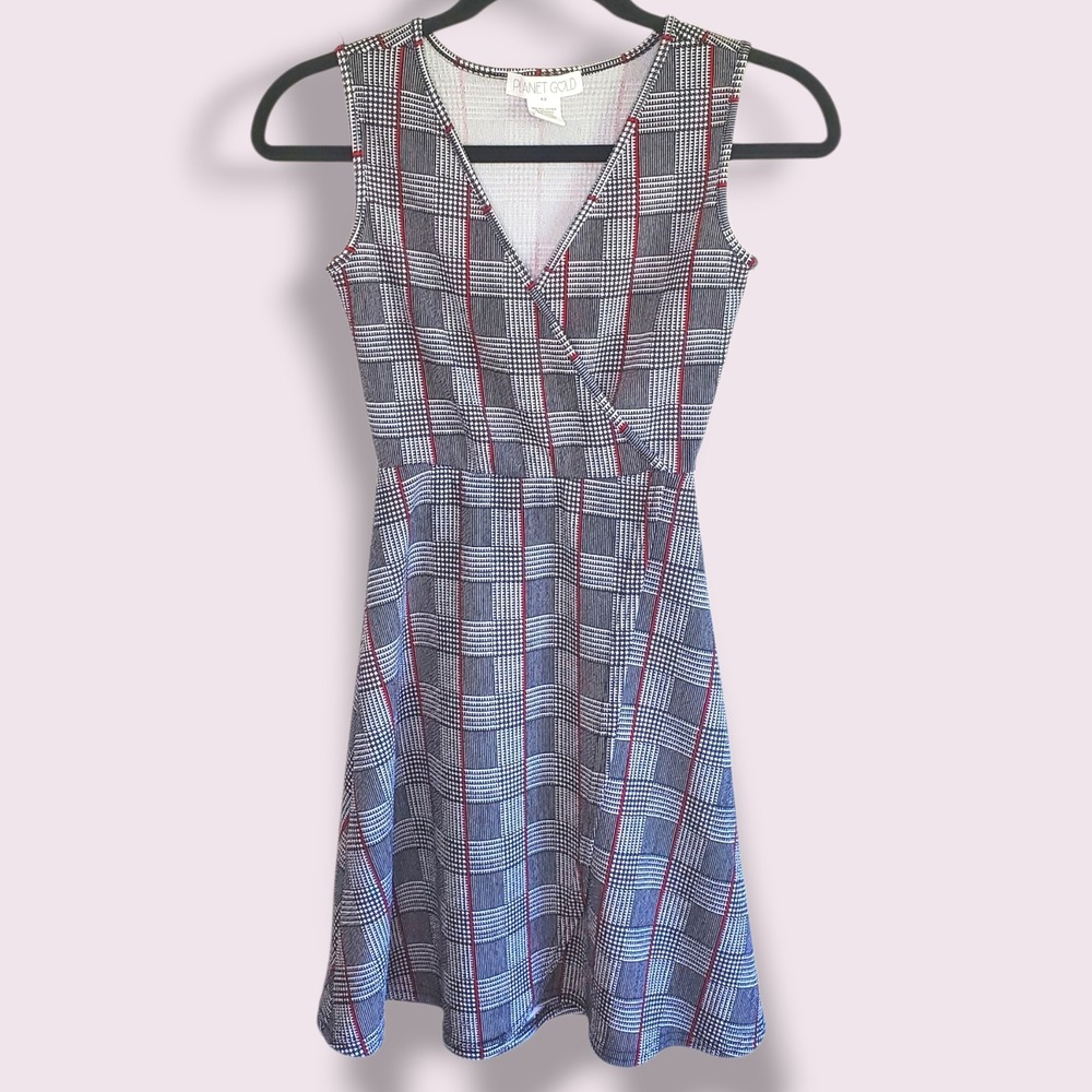 Planet Gold Women's XS Plaid Sleeveless V‎ Neck Faux Wrap A Line Dress